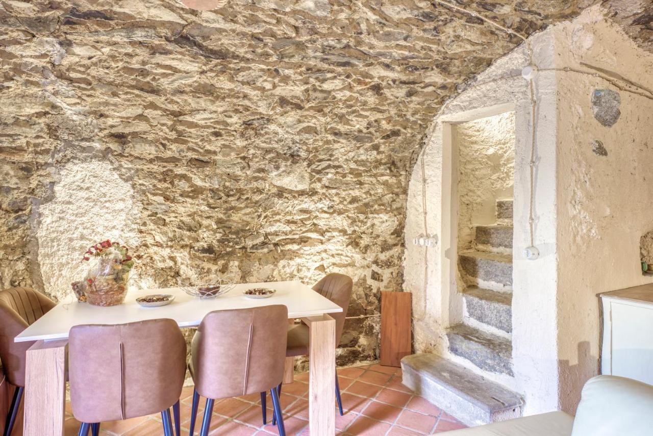 Maison Enchantee Capo di Ponte Екстериор снимка