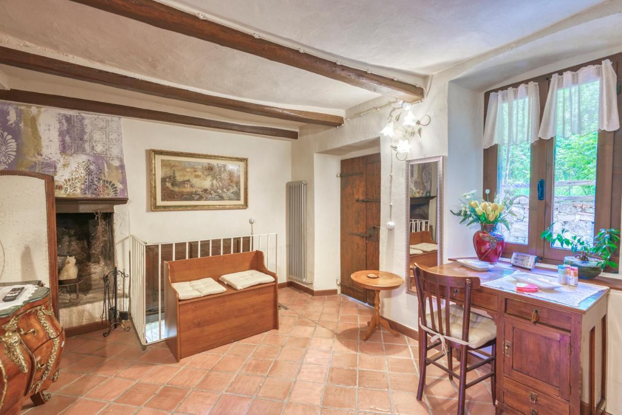 Maison Enchantee Capo di Ponte Екстериор снимка